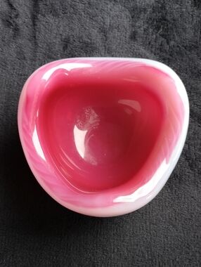Stunning Murano Glass Pink Cased in White Bowl in Excellent Condition 5" Across